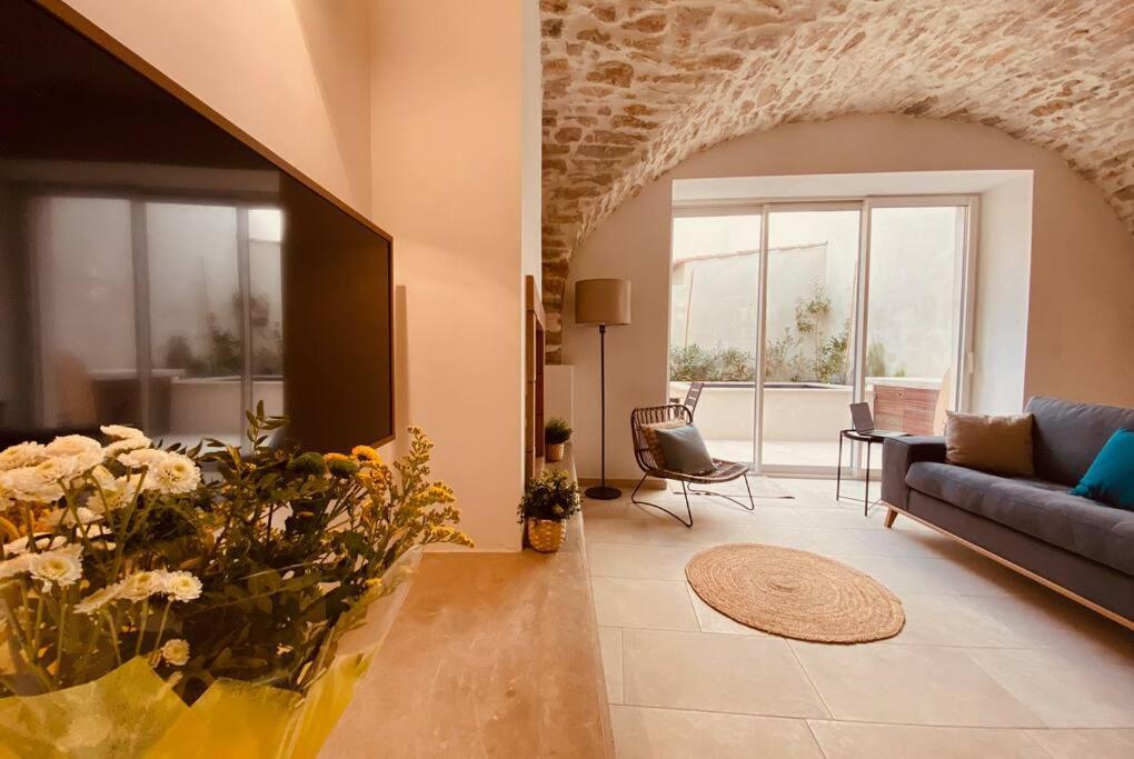 فيلا Terra Nostra - Townhouse - Swimming Pool نيم المظهر الخارجي الصورة